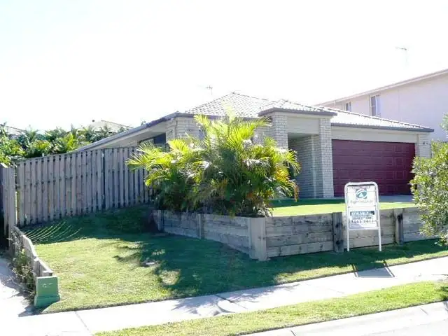 24 Hawkesbury Avenue, Pacific Pines QLD 4211