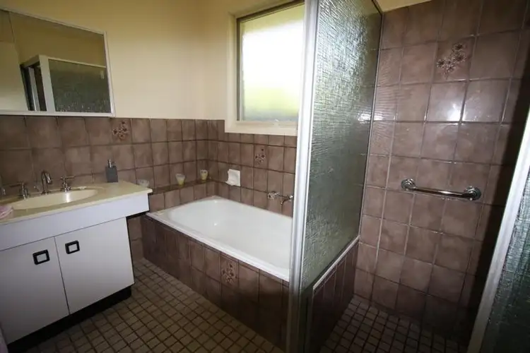 Seventh view of Homely unit listing, 2 Pace Crescent, Chelsea VIC 3196