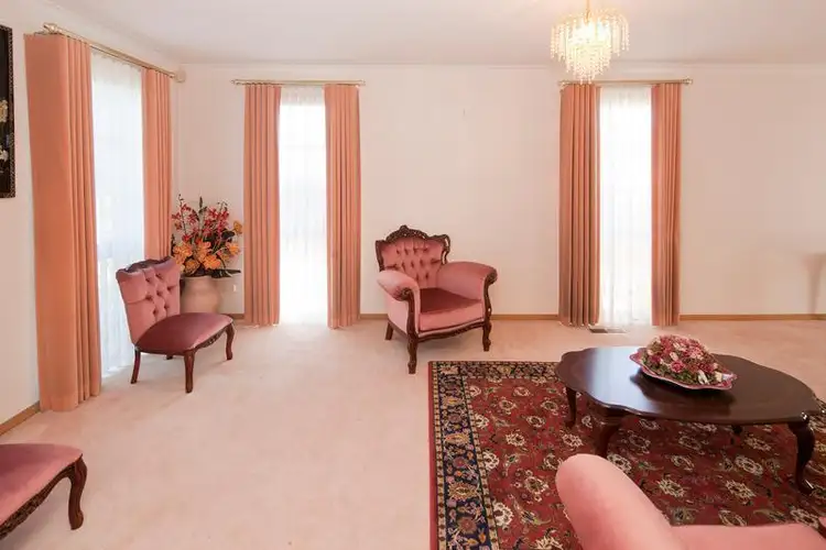 Second view of Homely house listing, 2 Montague Court, Endeavour Hills VIC 3802