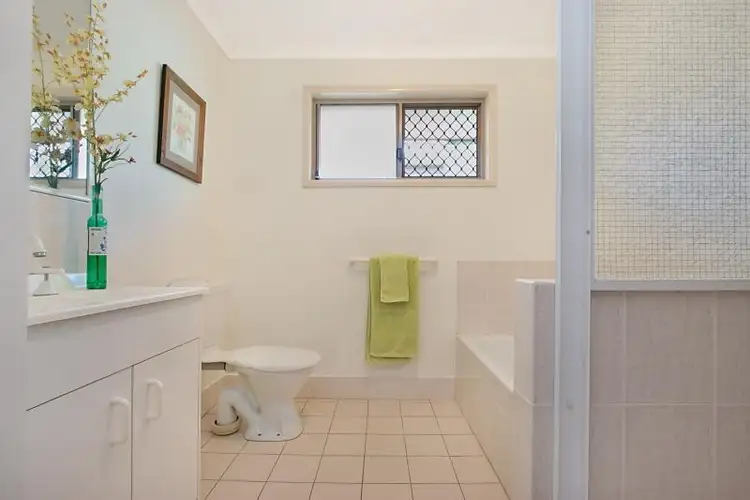Sixth view of Homely house listing, 3 Kalmia Court, Elanora QLD 4221