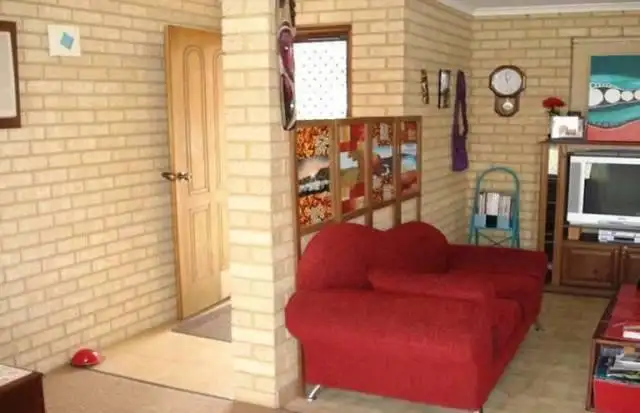 Seventh view of Homely unit listing, 4/39 Assen Street, Utakarra WA 6530