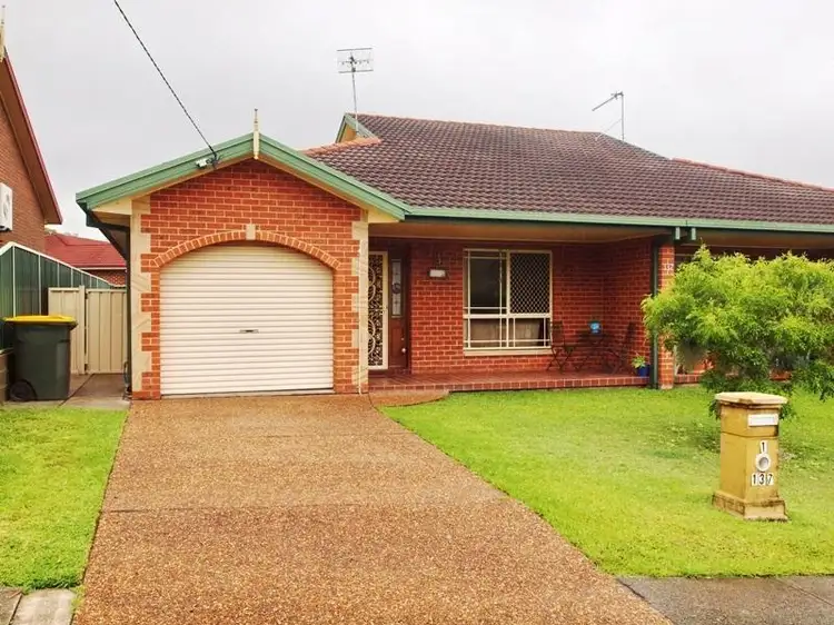 Main view of Homely apartment listing, 1/137 Floraville Road, Floraville NSW 2280