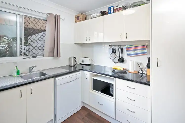 Fourth view of Homely townhouse listing, 9/71 Railway Parade, Thorneside QLD 4158