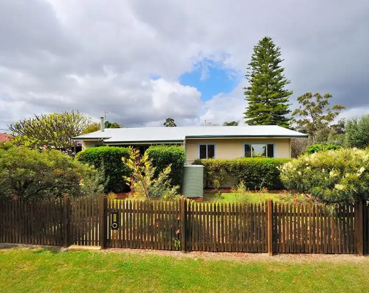 3 Mudalla Way, Koongamia WA 6056