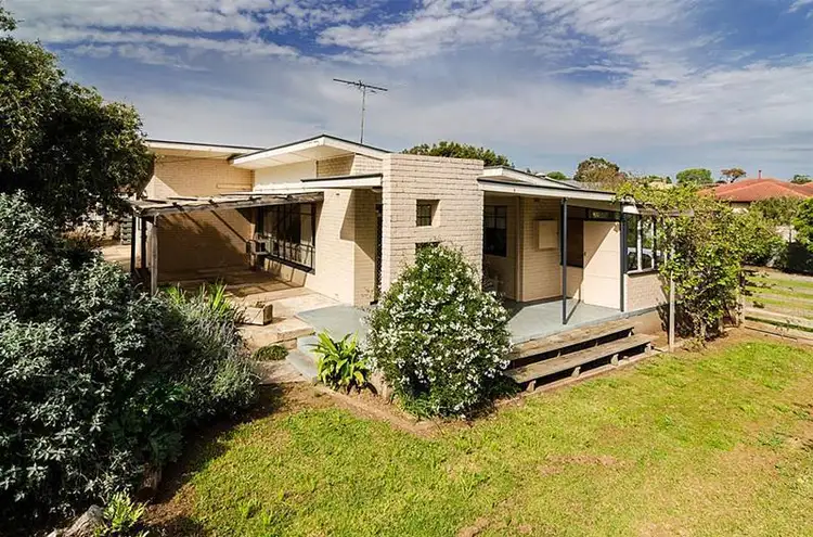 11 Marchant Road, Strathalbyn SA 5255