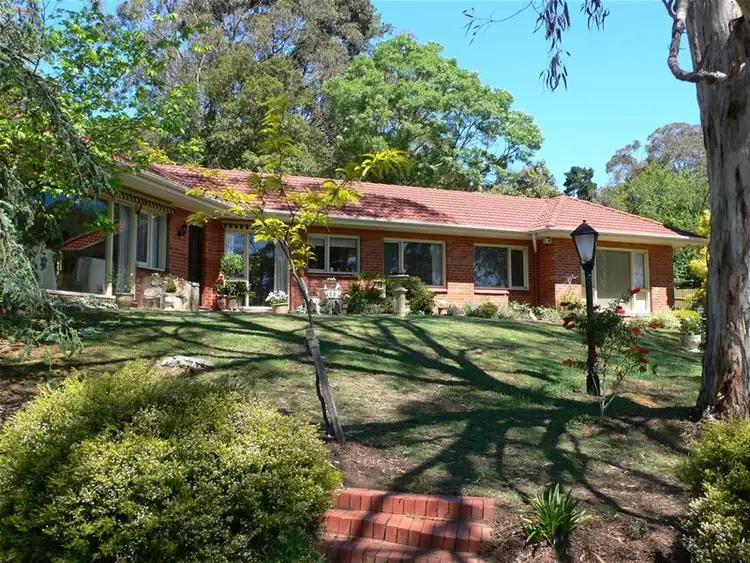 1A Winding Way, Belair SA 5052