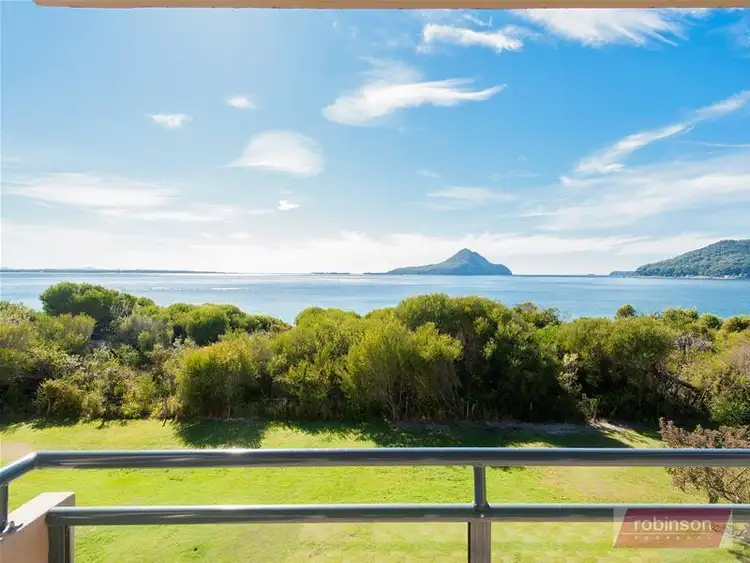 10/27 Weatherly Close, Nelson Bay NSW 2315