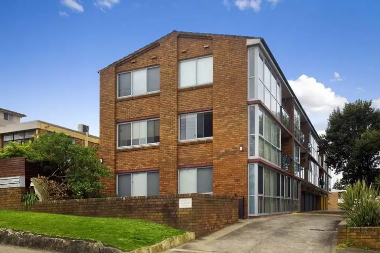 Third view of Homely unit listing, 2/54 Golf Avenue, Mona Vale NSW 2103