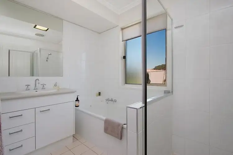 Fifth view of Homely unit listing, 1/11 Carstens Court, Currumbin Waters QLD 4223