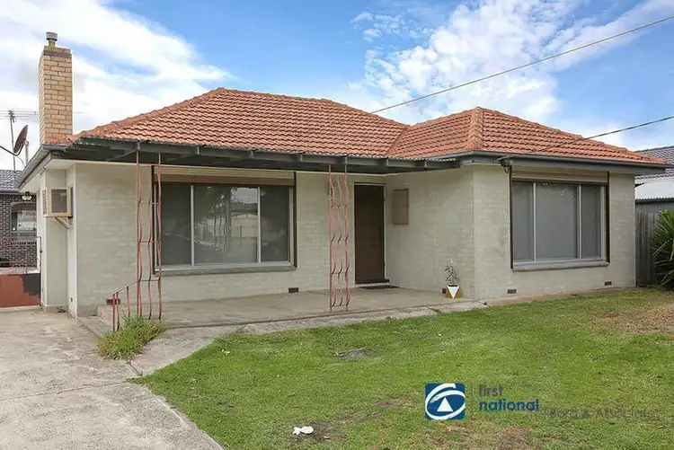1/2 Blackley Court, Deer Park VIC 3023