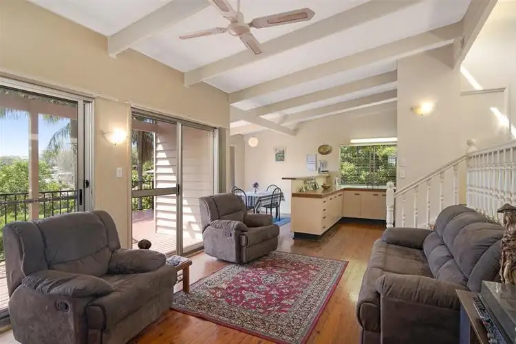 52 Hoffschildt Drive, Currumbin Waters QLD 4223
