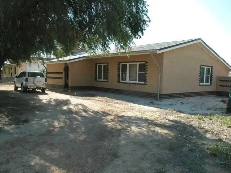 4 COOK Street, Jurien Bay WA 6516