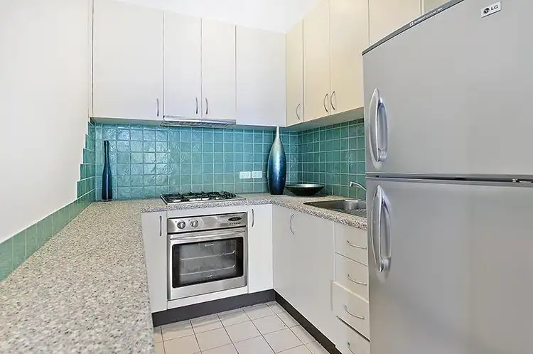 Fourth view of Homely apartment listing, 8/24 Queenscliff Road, Queenscliff NSW 2096