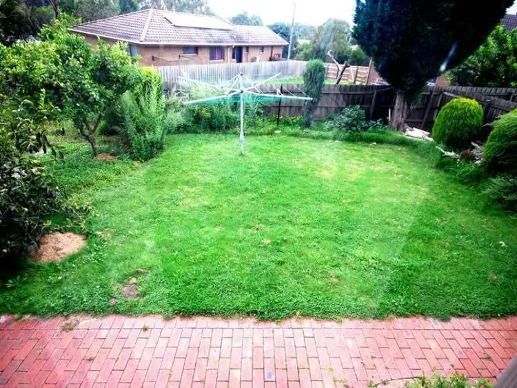 Fifth view of Homely house listing, 4 Griffith Street, Endeavour Hills VIC 3802