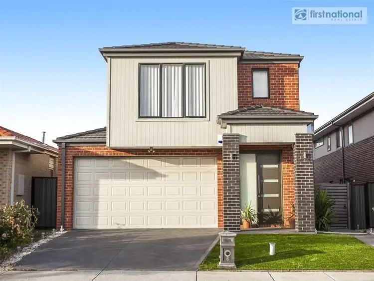 8 Villandry Street, Roxburgh Park VIC 3064