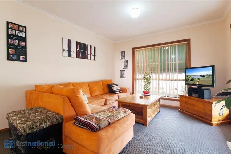 Second view of Homely house listing, 5/19-20 Gillean Place, Lara VIC 3212