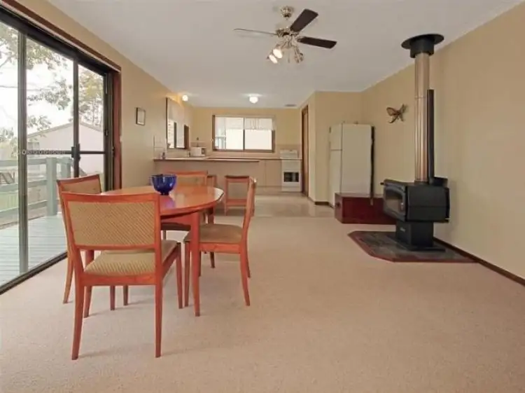 Fifth view of Homely house listing, 24 Johnson Place, Surf Beach NSW 2536