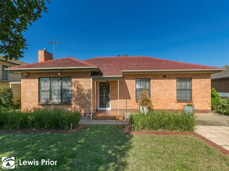 32 Nunyah Avenue, Park Holme SA 5043