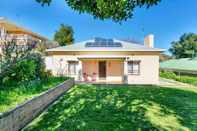 18 Kays Road, Torrens Park SA 5062