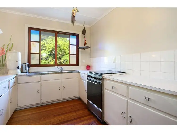 Fifth view of Homely house listing, 28 Mearns Street, Fairfield QLD 4103