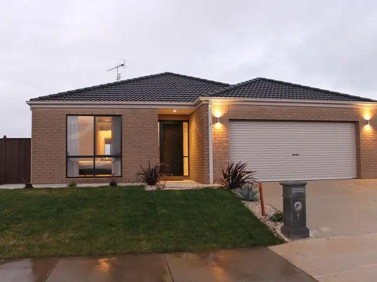 1 Dalmont Bay Court, Inverloch VIC 3996