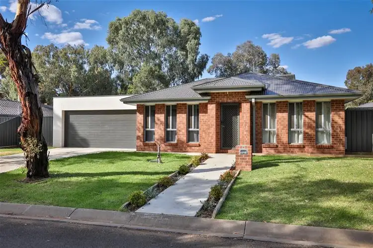 Main view of Homely townhouse listing, 9 Walnut Court, Mildura VIC 3500