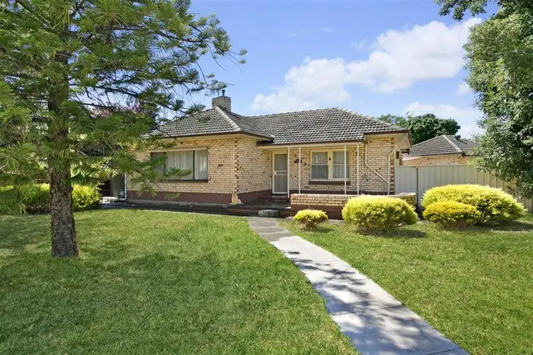 1 Knowles Road, Elizabeth Vale SA 5112