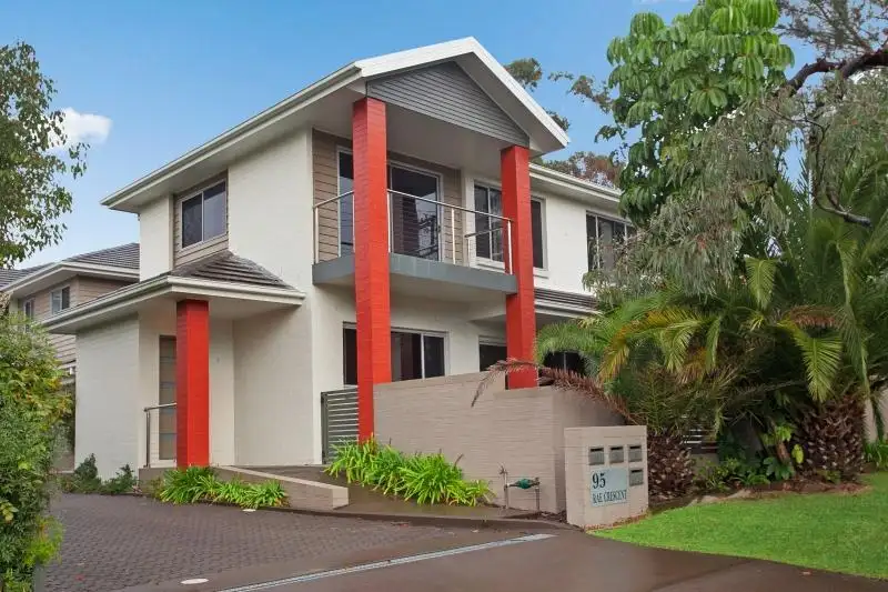 Main view of Homely townhouse listing, 1/95 Rae Crescent, Kotara NSW 2289
