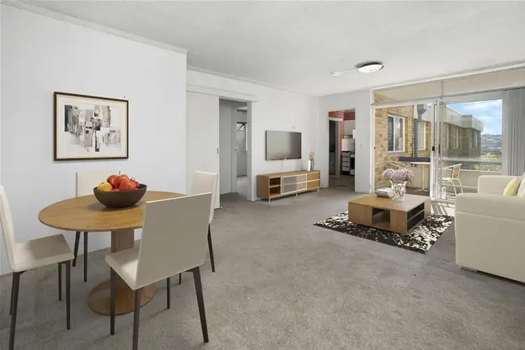 2/68-70 Pacific Parade, Dee Why NSW 2099