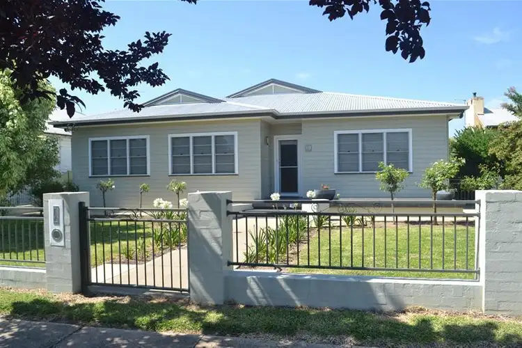10 Chisholm Street, Inverell NSW 2360