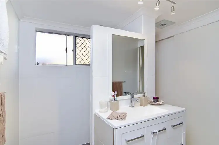 Seventh view of Homely unit listing, 1/37 Atkin Street, Tugun QLD 4224