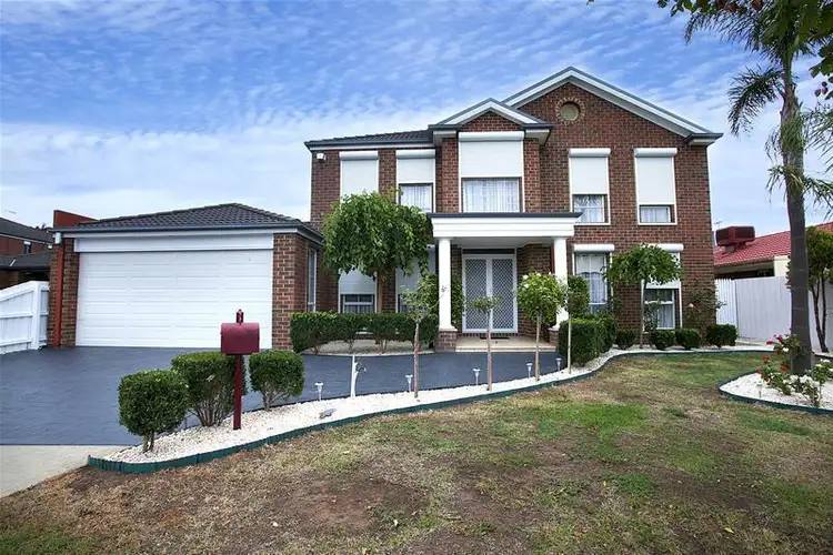 7 Landy Court, Burnside VIC 3023