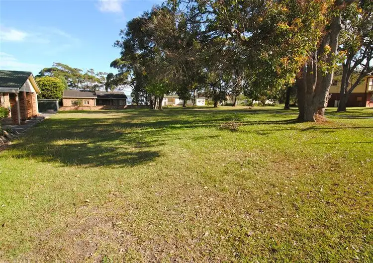 63 Greenbank Grove, Culburra Beach NSW 2540