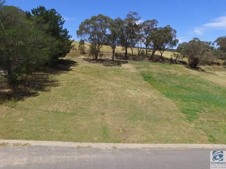 36 Hayes Drive, Beechworth VIC 3747