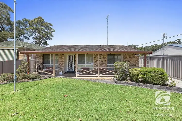 44 Cams Boulevard, Summerland Point NSW 2259