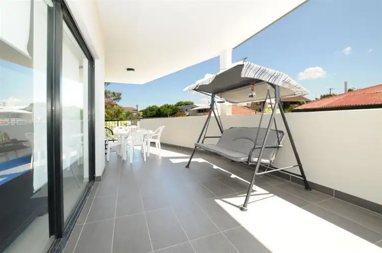 1/7 Ivanhoe Street, Annerley QLD 4103