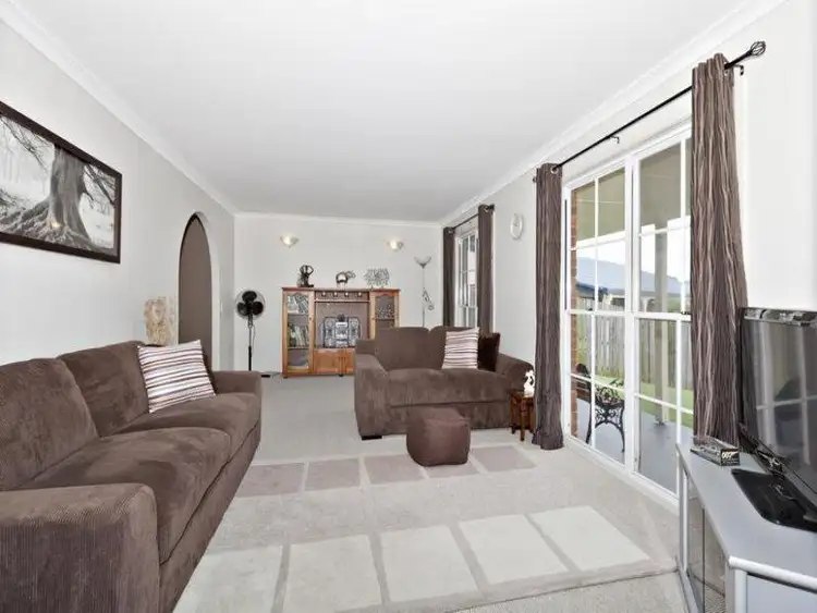 12 Chiltern Court, Rochedale South QLD 4123