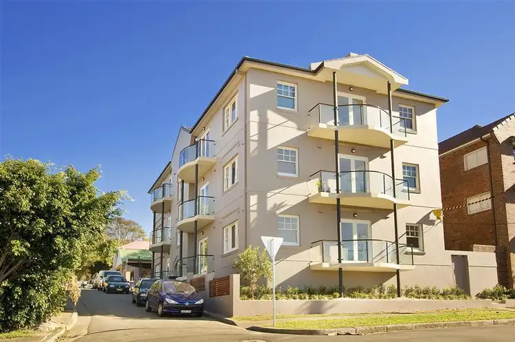 Third view of Homely apartment listing, 1/1 Parkview Road, Manly NSW 2095