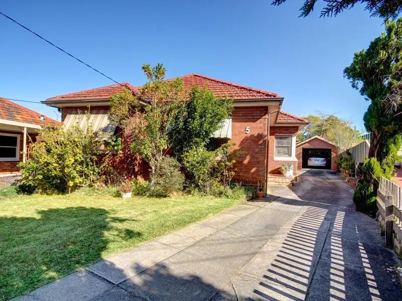 Main view of Homely house listing, 5 Pearl Avenue, Belmore NSW 2192