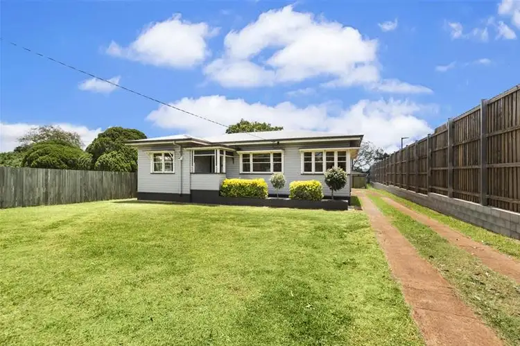 255 Bridge Street, Newtown QLD 4350