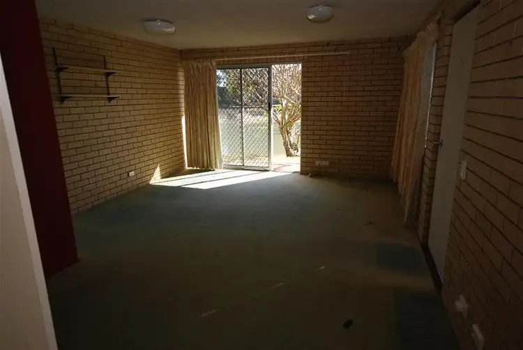 Fifth view of Homely unit listing, 2/7 Goonawarra Drive, Mooloolaba QLD 4557