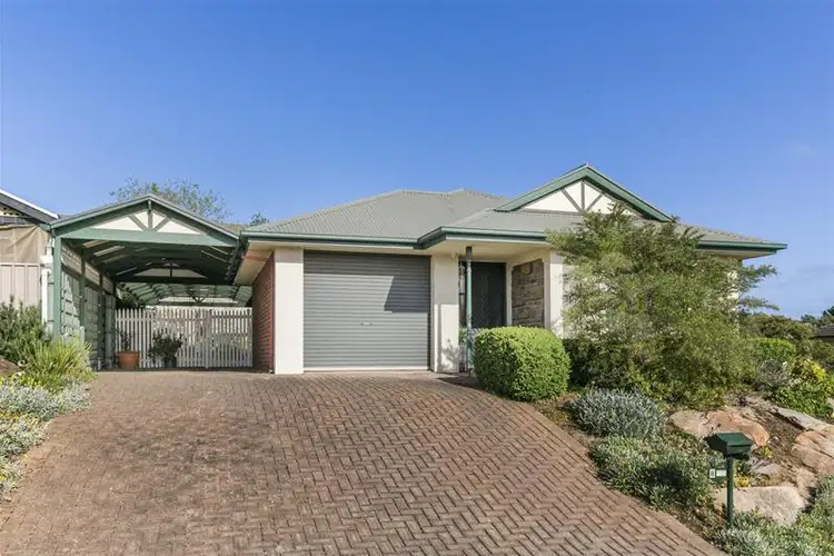 8 Oakleigh Court, Woodcroft SA 5162