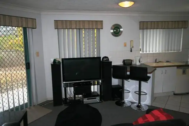 Third view of Homely apartment listing, 8 Tarcoola Crescent, Chevron Island QLD 4217