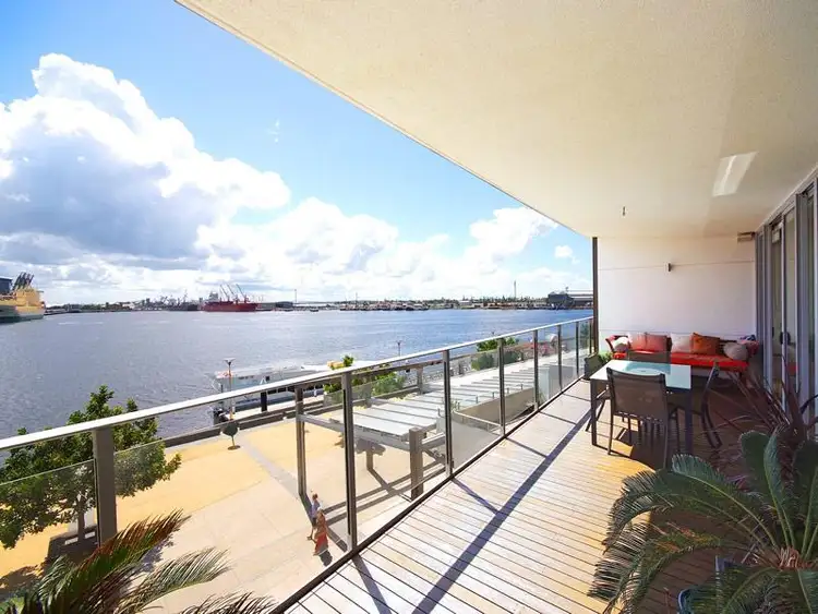 206/7 Honeysuckle Drive, Newcastle NSW 2300