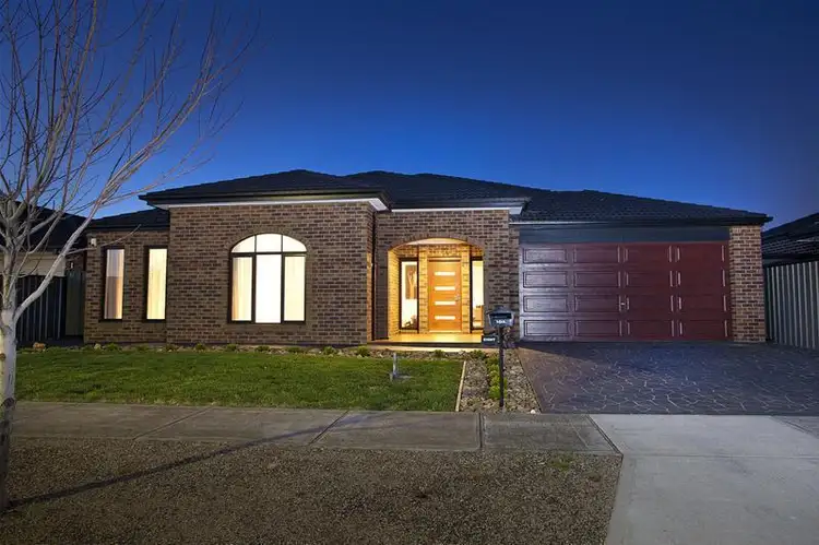 8 Lincoln Drive, Derrimut VIC 3030