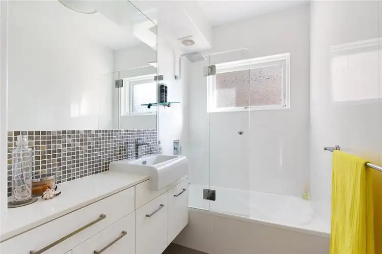 Fourth view of Homely unit listing, 7/1 Hawkesbury Avenue, Dee Why NSW 2099