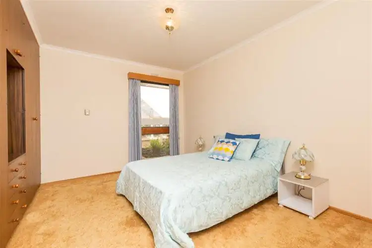 Sixth view of Homely house listing, 6 Ash Court, Red Cliffs VIC 3496