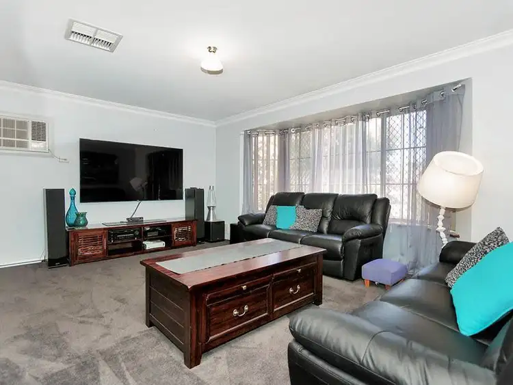 Fifth view of Homely house listing, 21 Cullen Court, Camillo WA 6111