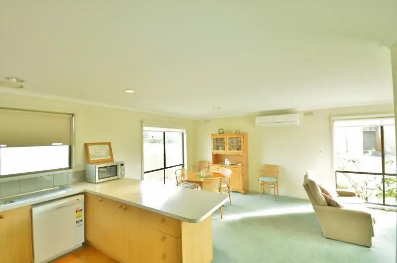 Main view of Homely unit listing, 2/6-8 Powlett Street, Inverloch VIC 3996