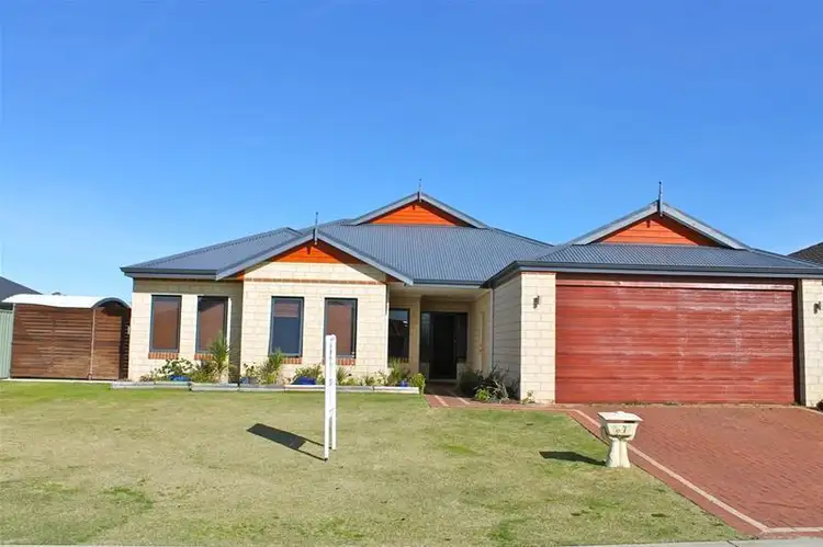 27 Bibbulmun Meander, Ravenswood WA 6208
